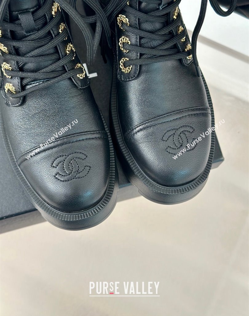 Chanel Quilted Calfskin Lace-up Platform Ankle Boots with Pearls CC Patch Black 2024 (MD-240909090)