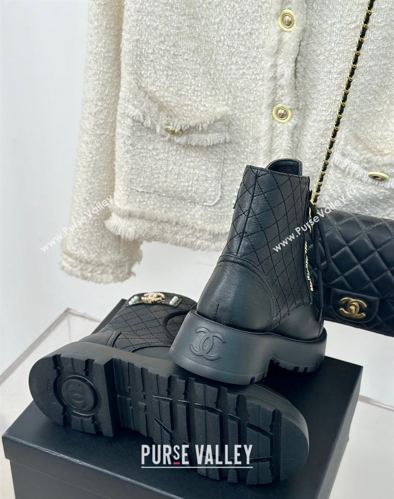 Chanel Quilted Calfskin Lace-up Platform Ankle Boots with Pearls CC Patch Black 2024 (MD-240909090)