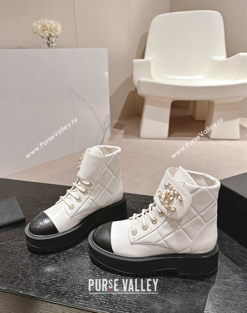 Chanel Quilted Calfskin Lace-up Platform Ankle Boots White 2024 CH090903 (MD-240909044)