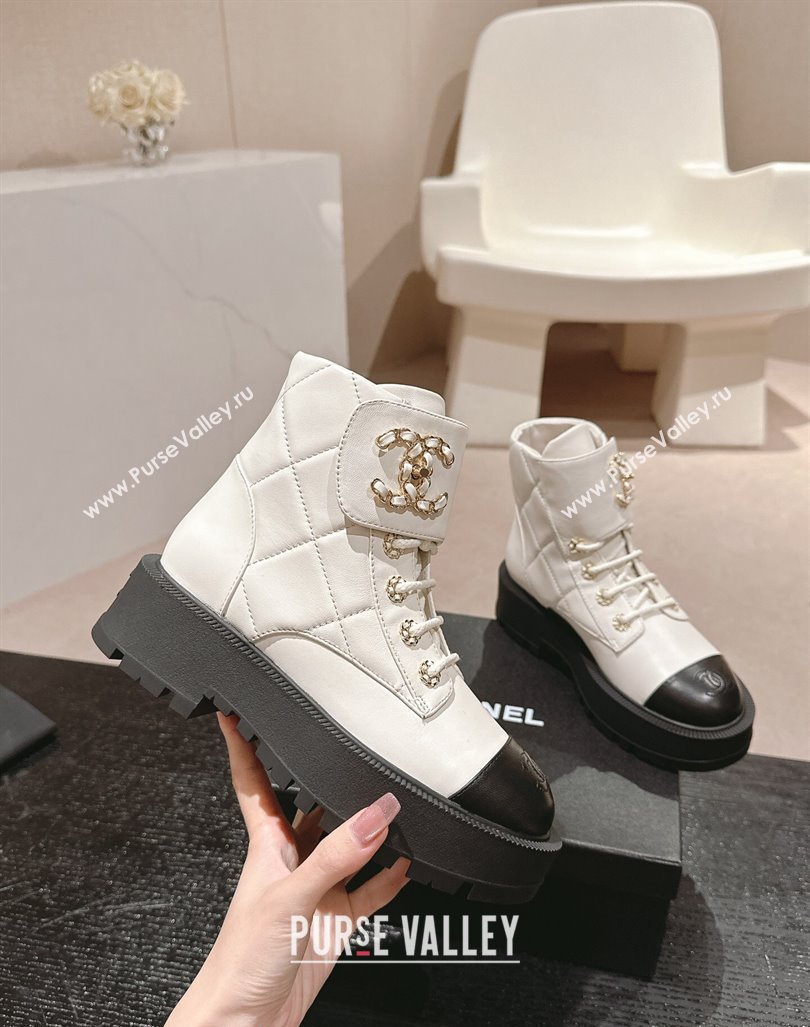 Chanel Quilted Calfskin Lace-up Platform Ankle Boots White 2024 CH090903 (MD-240909044)