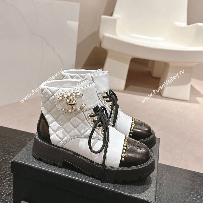 Chanel Quilted Calfskin Lace-up Platform Ankle Boots with Studs White 2024 0909 (MD-240909046)