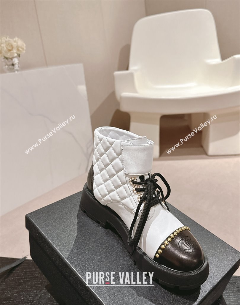 Chanel Quilted Calfskin Lace-up Platform Ankle Boots with Studs White 2024 0909 (MD-240909046)