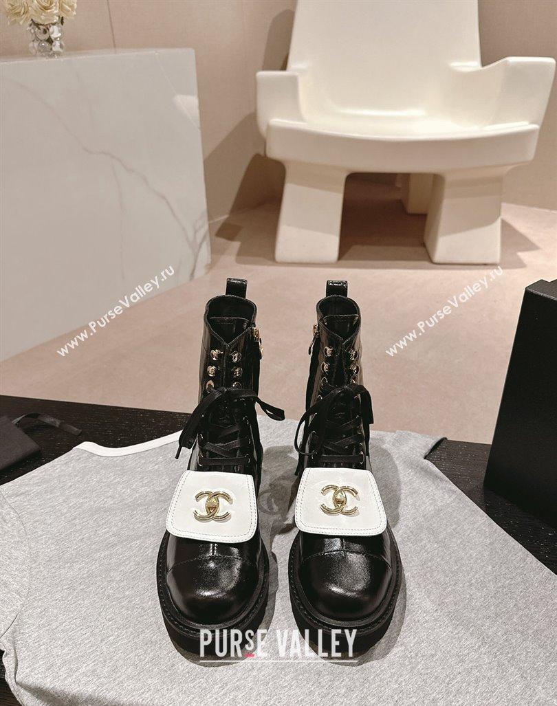 Chanel Shiny Calfskin Lace-up Platform Ankle Boots with Pocket Black/White 2024 (MD-240909094)