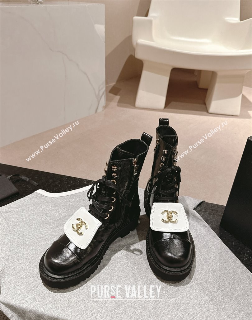 Chanel Shiny Calfskin Lace-up Platform Ankle Boots with Pocket Black/White 2024 (MD-240909094)