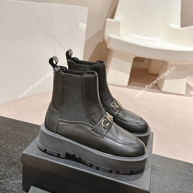 Chanel Calfskin Leather Chelsea Platform Ankle Boots with CHANEL Band Black 2024 (MD-240909109)