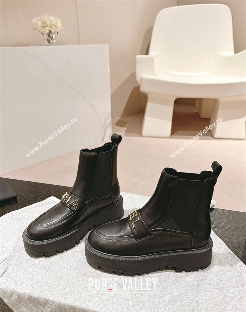 Chanel Calfskin Leather Chelsea Platform Ankle Boots with CHANEL Band Black 2024 (MD-240909109)