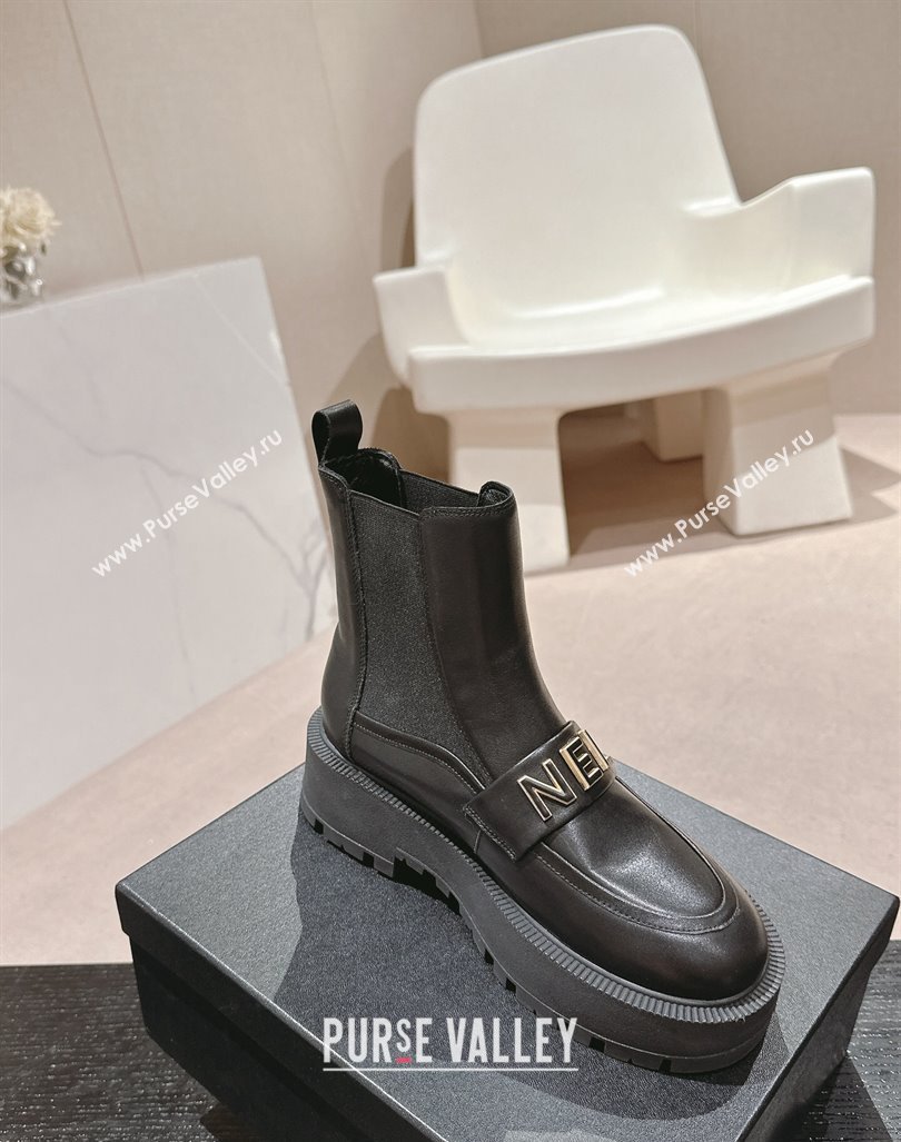 Chanel Calfskin Leather Chelsea Platform Ankle Boots with CHANEL Band Black 2024 (MD-240909109)