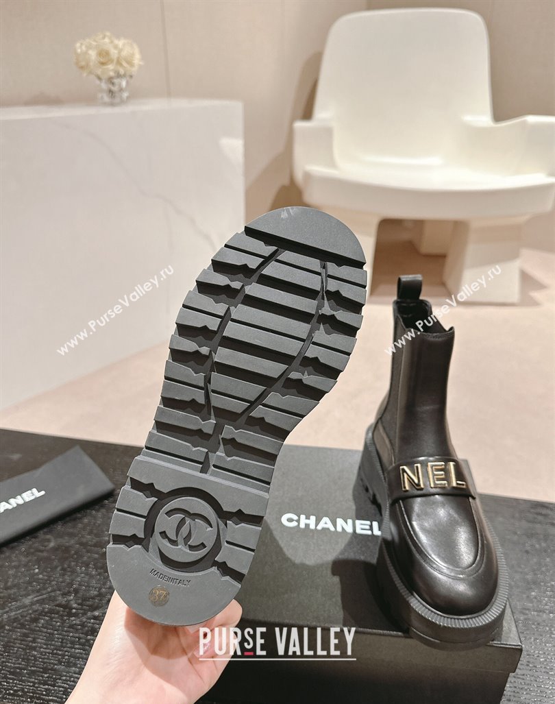 Chanel Calfskin Leather Chelsea Platform Ankle Boots with CHANEL Band Black 2024 (MD-240909109)