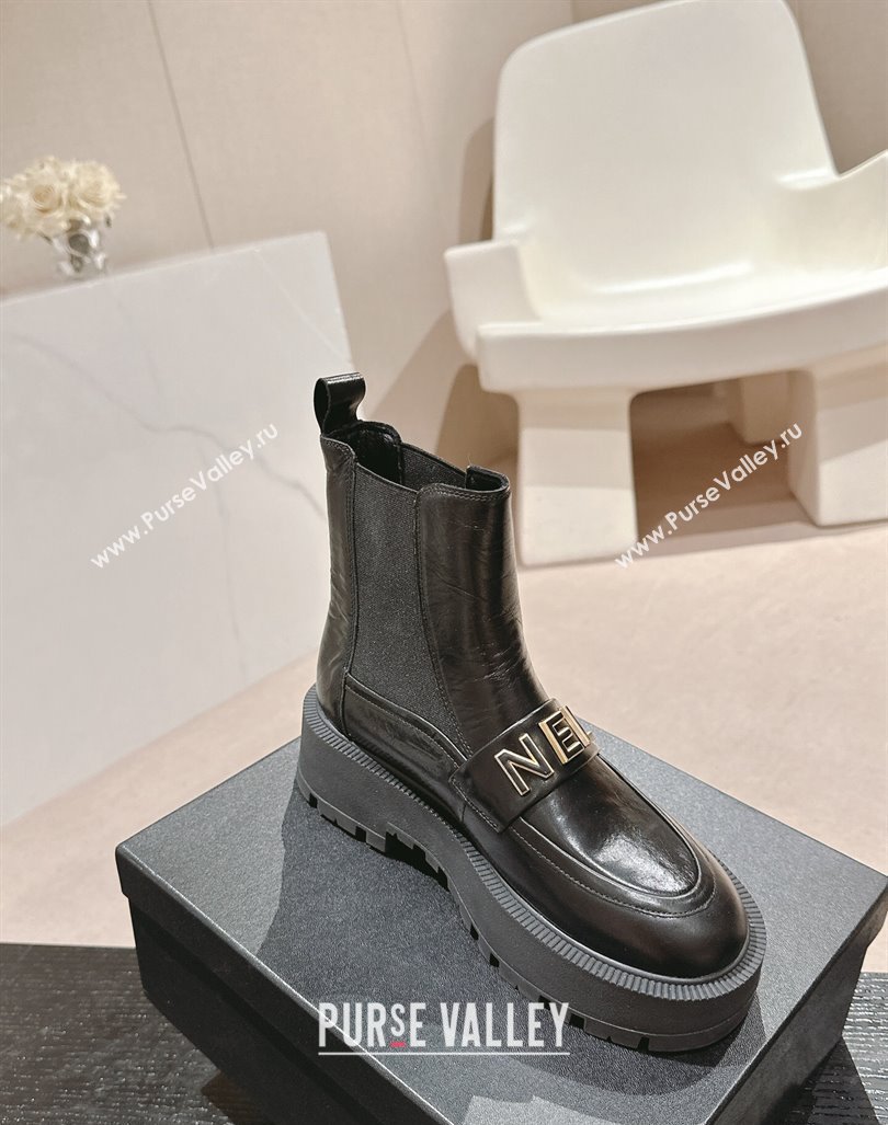 Chanel Aged Calfskin Chelsea Platform Ankle Boots with CHANEL Band Black 2024 (MD-240909111)