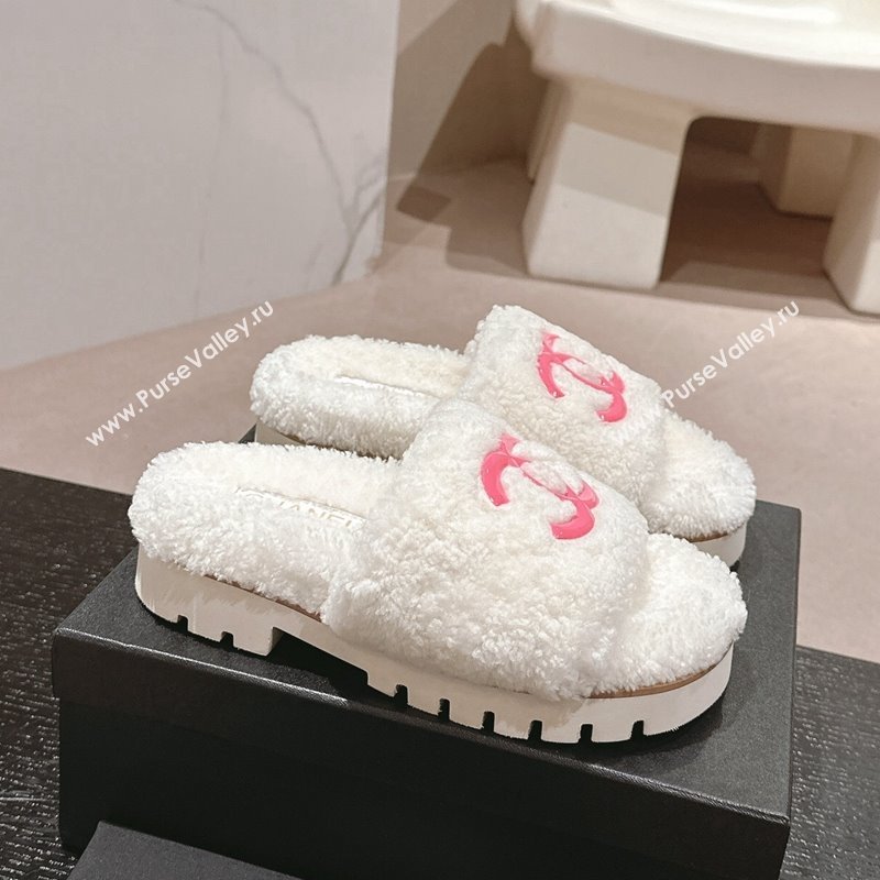 Chanel Wool Fur Platform Slides Sandal White 2024 CH090909 (MD-240909123)