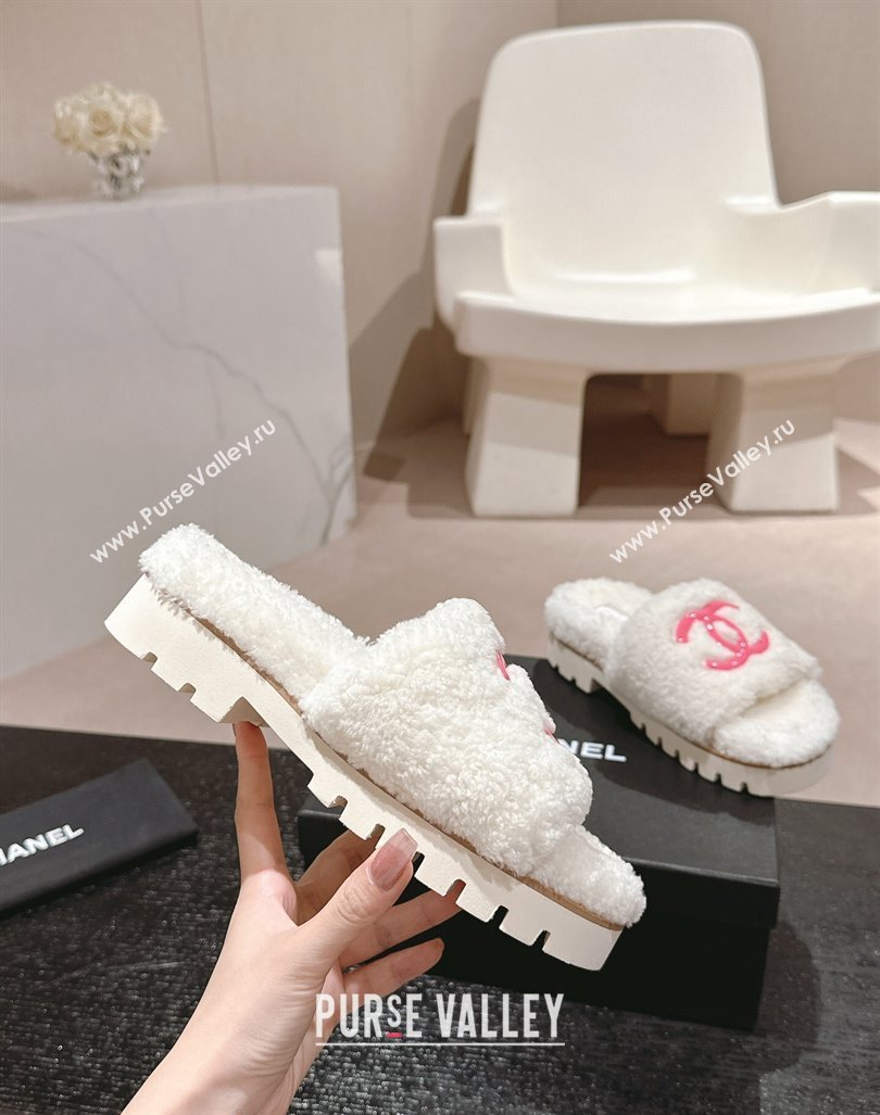 Chanel Wool Fur Platform Slides Sandal White 2024 CH090909 (MD-240909123)