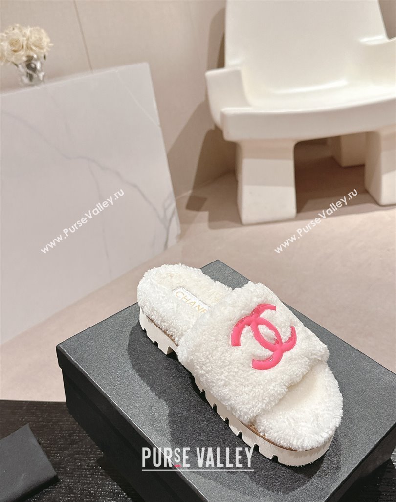 Chanel Wool Fur Platform Slides Sandal White 2024 CH090909 (MD-240909123)