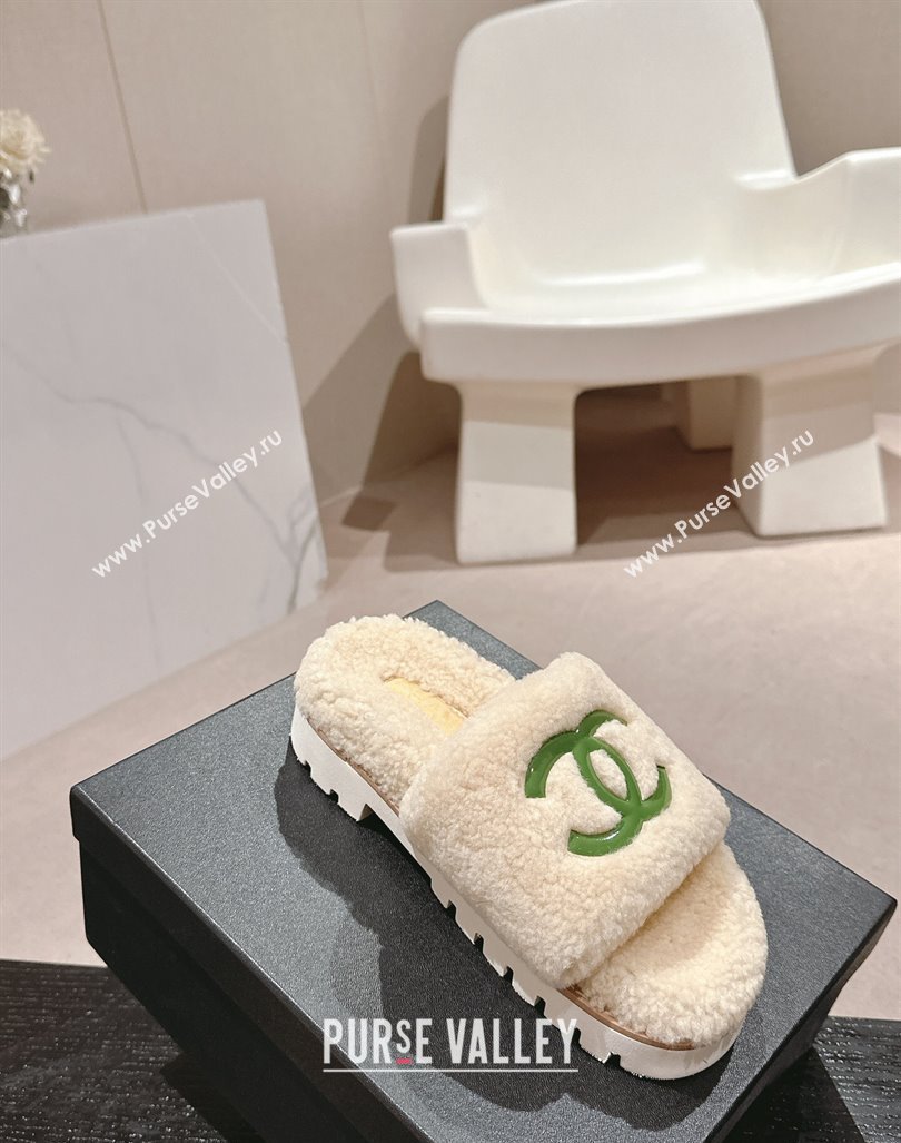 Chanel Wool Fur Platform Slides Sandal Beige 2024 CH090909 (MD-240909126)