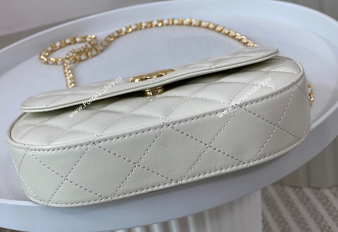 Chanel Shiny Calfskin Small Saddle Flap bag with Top Handle White 2024 A96012 (SM-240926045)