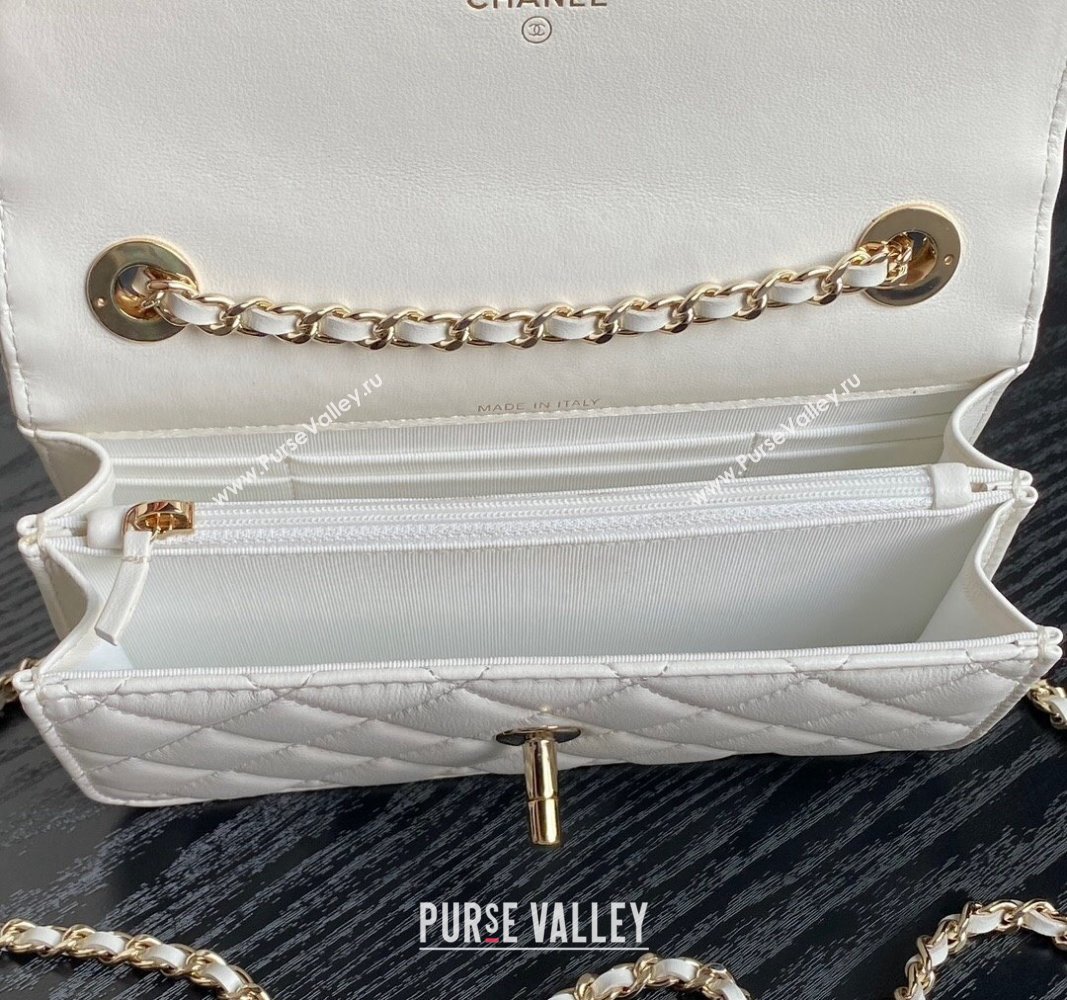 Chanel Trendy CC Lambskin Clutch with Chain and Band White AP4184 2024 (yezi-240926073)