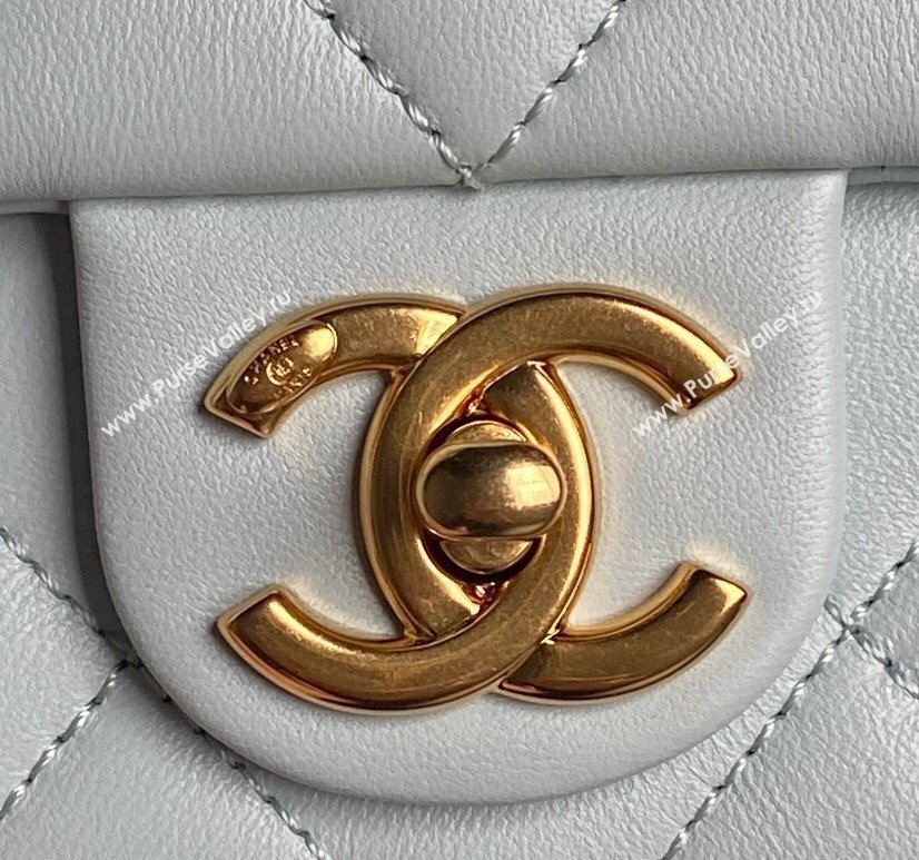 Chanel Lambskin Flap Bag with CC Chain Light Blue 2024 AS5176 (yezi-240926080)