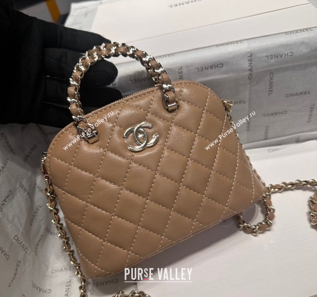 Chanel Shiny Lambskin Clutch with Chain and Top Handle Light Brown 2024 AP3354 (yezi-240926104)