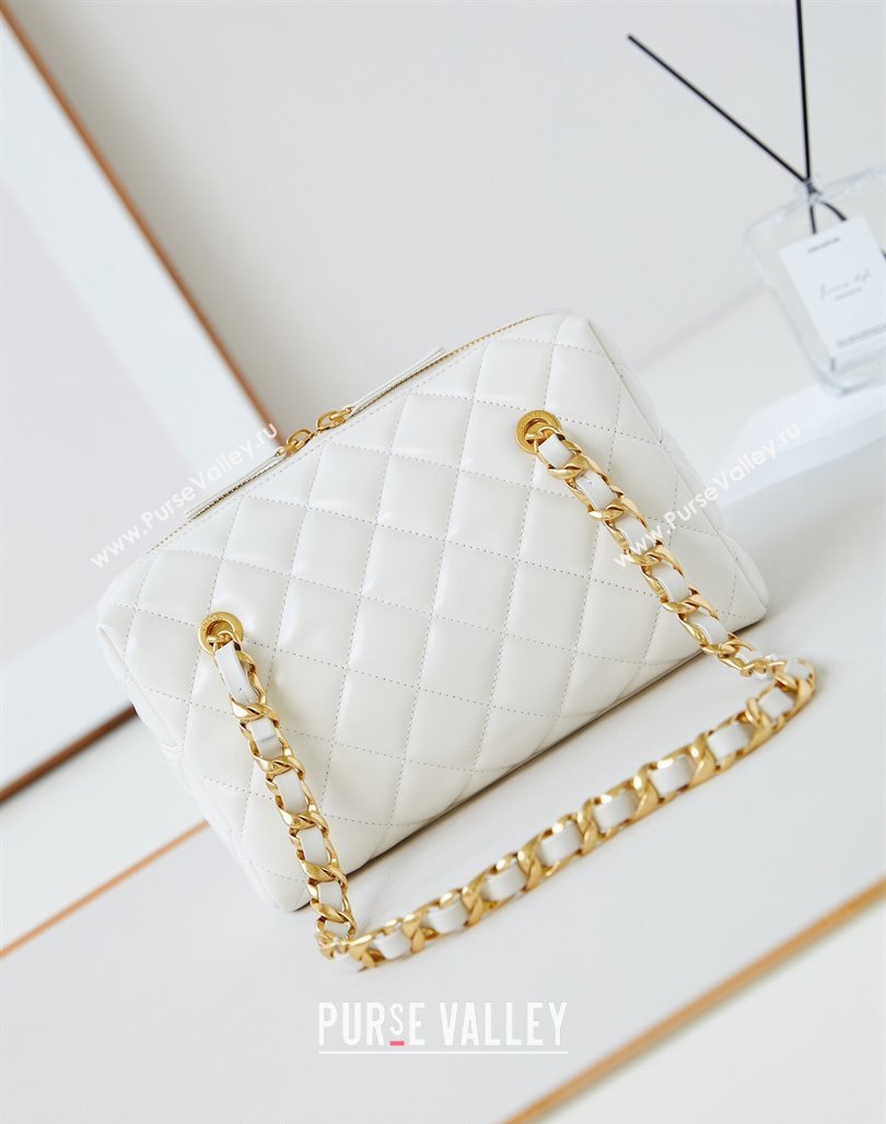 Chanel Shiny Lambskin Small Bowling Bag AS5125 White 2024 (yezi-240926072)