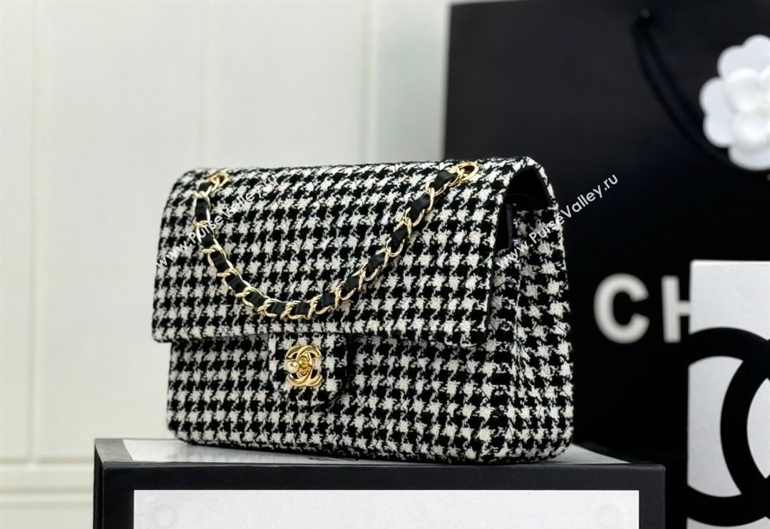 Chanel Classic Hounstooth Tweed Medium Flap Bag A01112 White/Black 2024 (yezi-240926089)