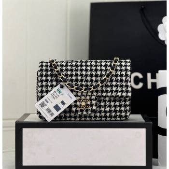 Chanel Classic Hounstooth Tweed Mini Flap Bag A69900 White/Black 2024 (yezi-240926090)