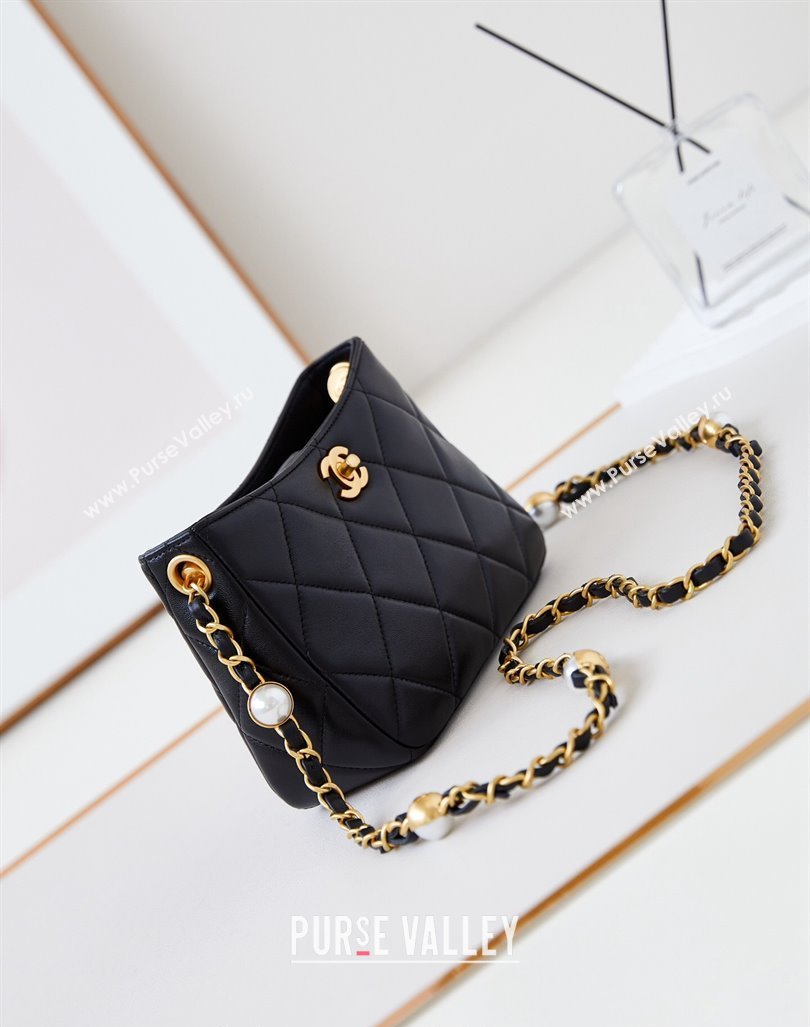 Chanel Calfskin Crossbody Mini bag with Metal-Tone and Pearls Black 2024 AS4949 (yezi-240927033)