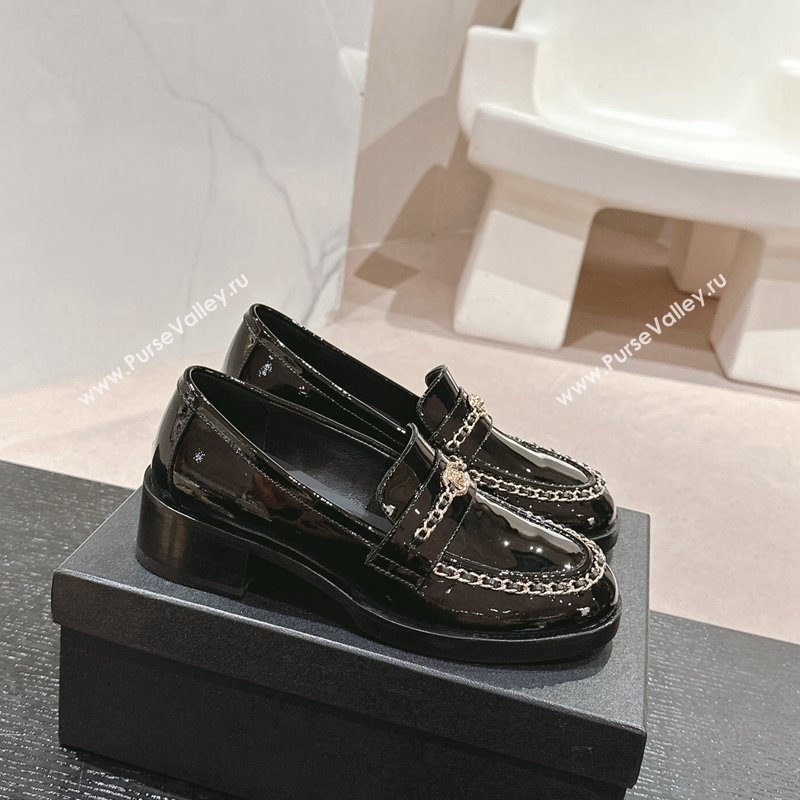 Chanel Patent Calfskin Loafers with Chain Black 2024 CH101705 (MD-241017024)