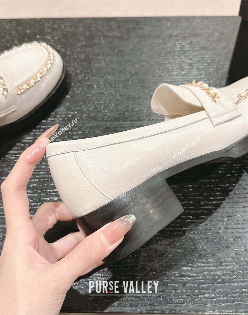 Chanel Calfskin Loafers with Chain White 2024 CH101705 (MD-241017025)