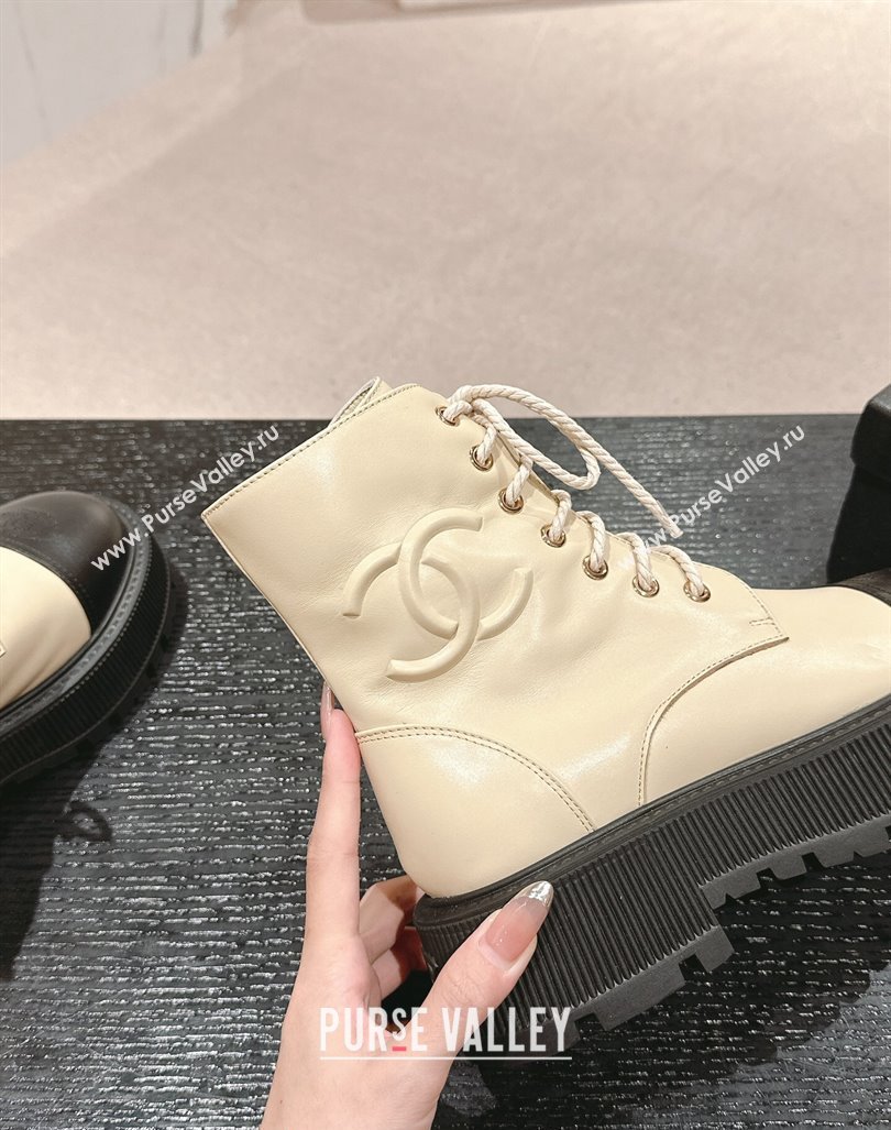 Chanel Shiny Calfskin Lace-up Platform Ankle Boots 5cm with Side CC Light Beige 2024 CH090905 (MD-241015113)