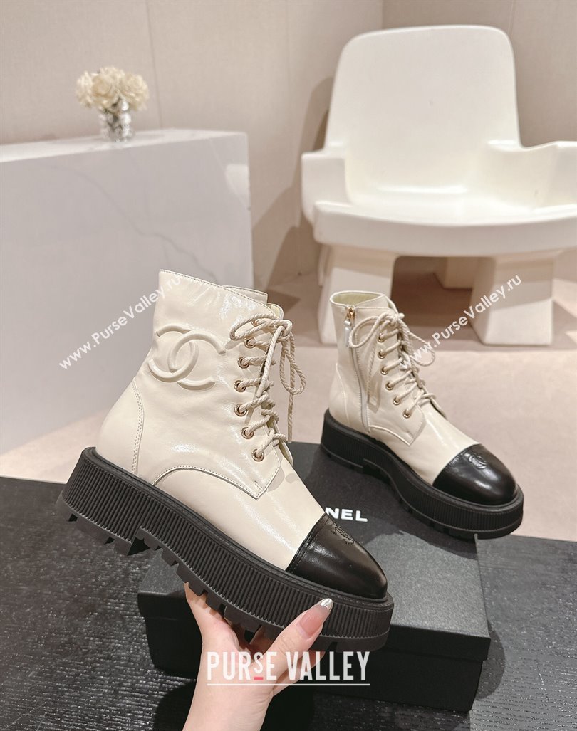 Chanel Shiny Calfskin Lace-up Platform Ankle Boots 5cm with Side CC White 2024 CH090905 (MD-241015115)