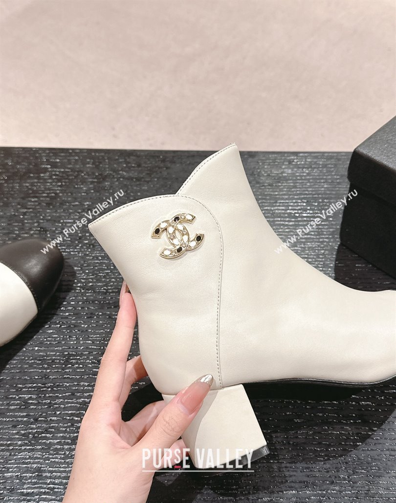 Chanel Calfskin Ankle Boots with Stone CC White 2024 CH101612 (MD-241016045)