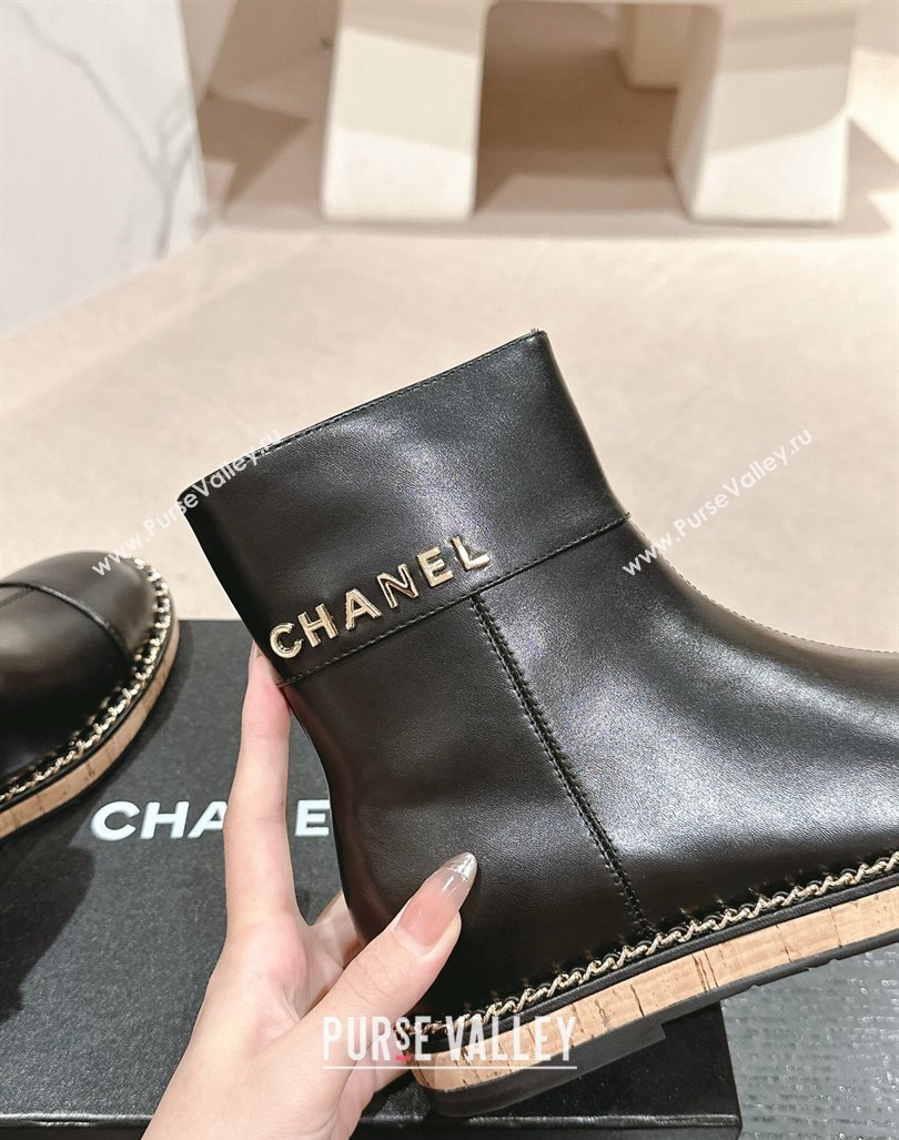 Chanel Calfskin Wood Ankle Boots with Chain Black 2024 CH101614 (MD-241016054)