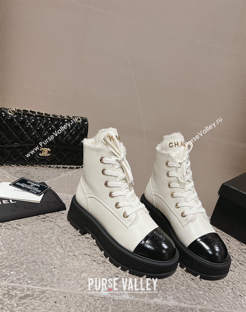 Chanel Calfskin and Wool Lace-up Platform Ankle Boots 5cm White 2024 CH090905 (MD-241015111)