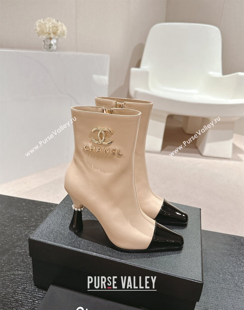 Chanel Calfskin Ankle Boots with Charms Buckle Strap Beige 2024 CH101601 (MD-241016007)