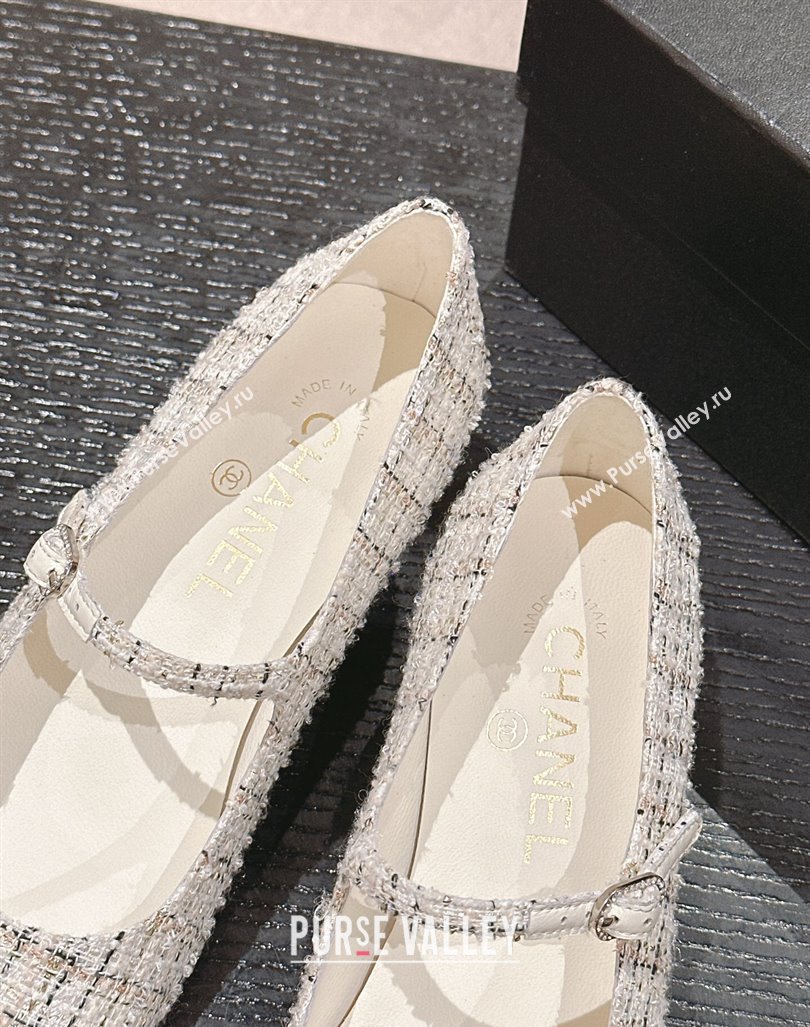 Chanel Tweed Patent Calfskin Mary Janes Pumps 3.5cm G45952 White 2024 (MD-241017003)