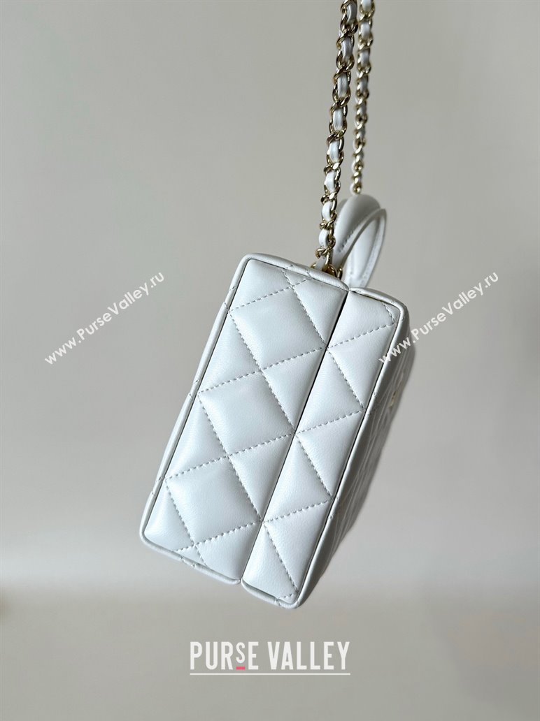 Chanel Quilted Lambskin Small Box Bag White 2024 AS5167 TOP (YD-241106027)