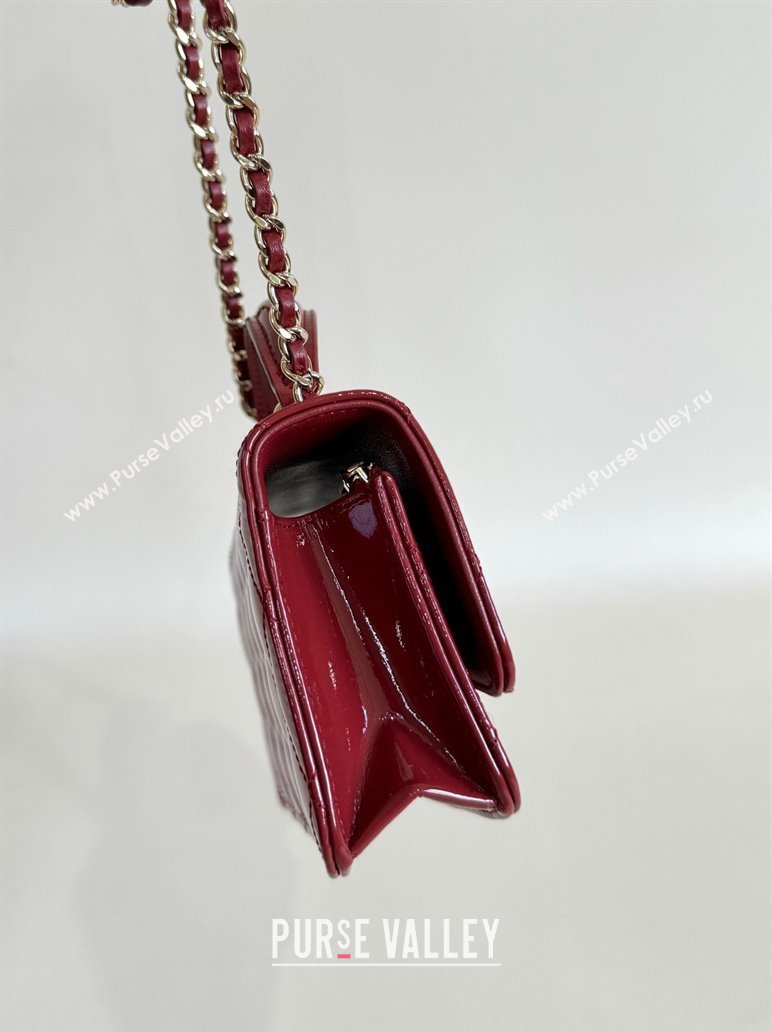 Chanel Patent Calfskin Flap Phone Holder with Chain AP3226 Red 2024 (YD-241106031)