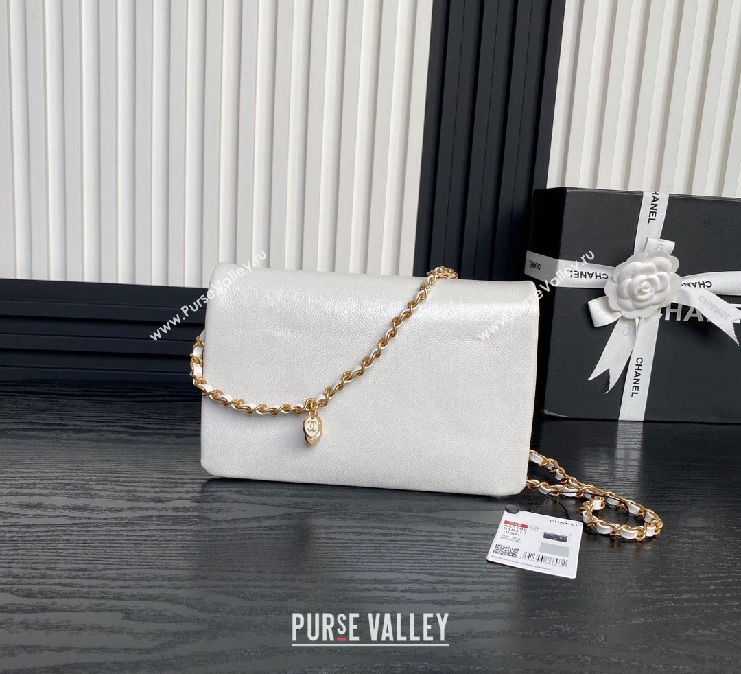 Chanel Grained Shiny Calfskin Small Flap Bag with Chain AS5186 White 2024 (yezi-241106075)