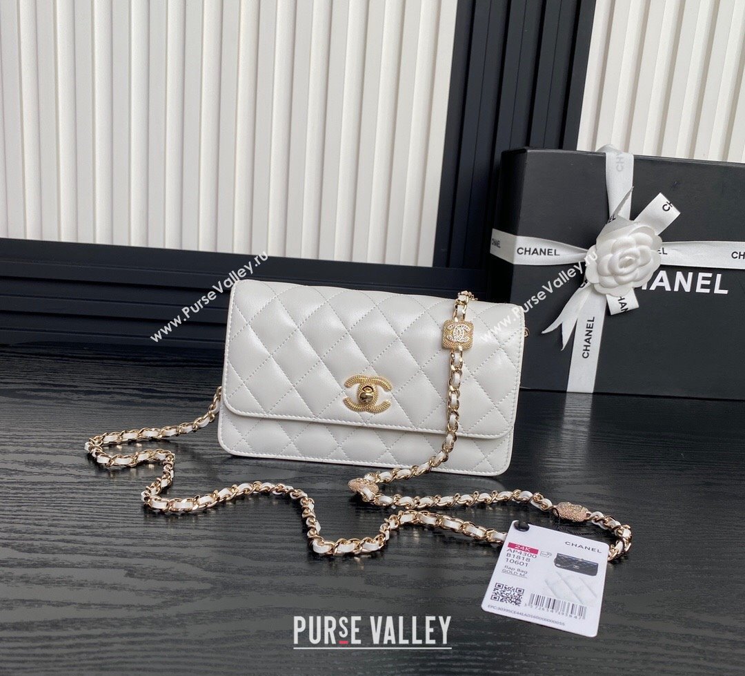 Chanel Lambskin Clutch with Chain AP4300 White 2024 (yezi-241106100)