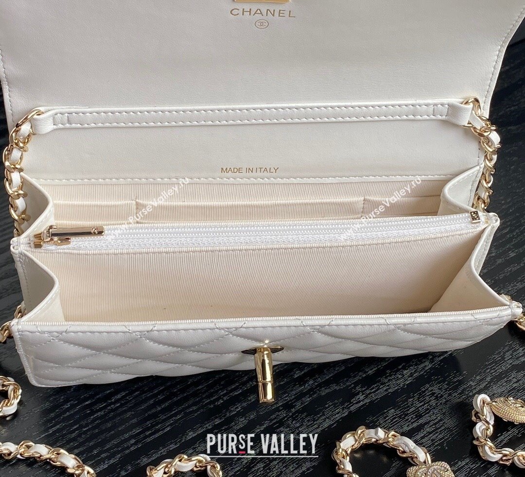 Chanel Lambskin Clutch with Chain AP4300 White 2024 (yezi-241106100)