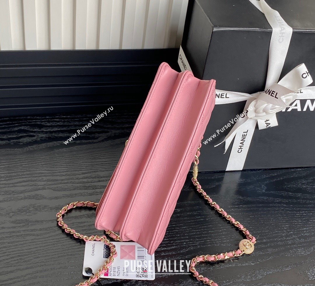 Chanel Lambskin Clutch with Chain AP4300 Pink 2024 (yezi-241106102)