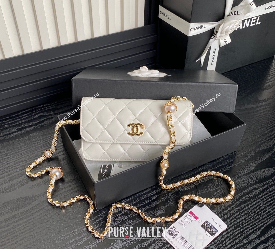 Chanel Shiny Lambskin Flap Phone Holder with Chain and Pearls AP4284 White 2024 (yezi-241106104)