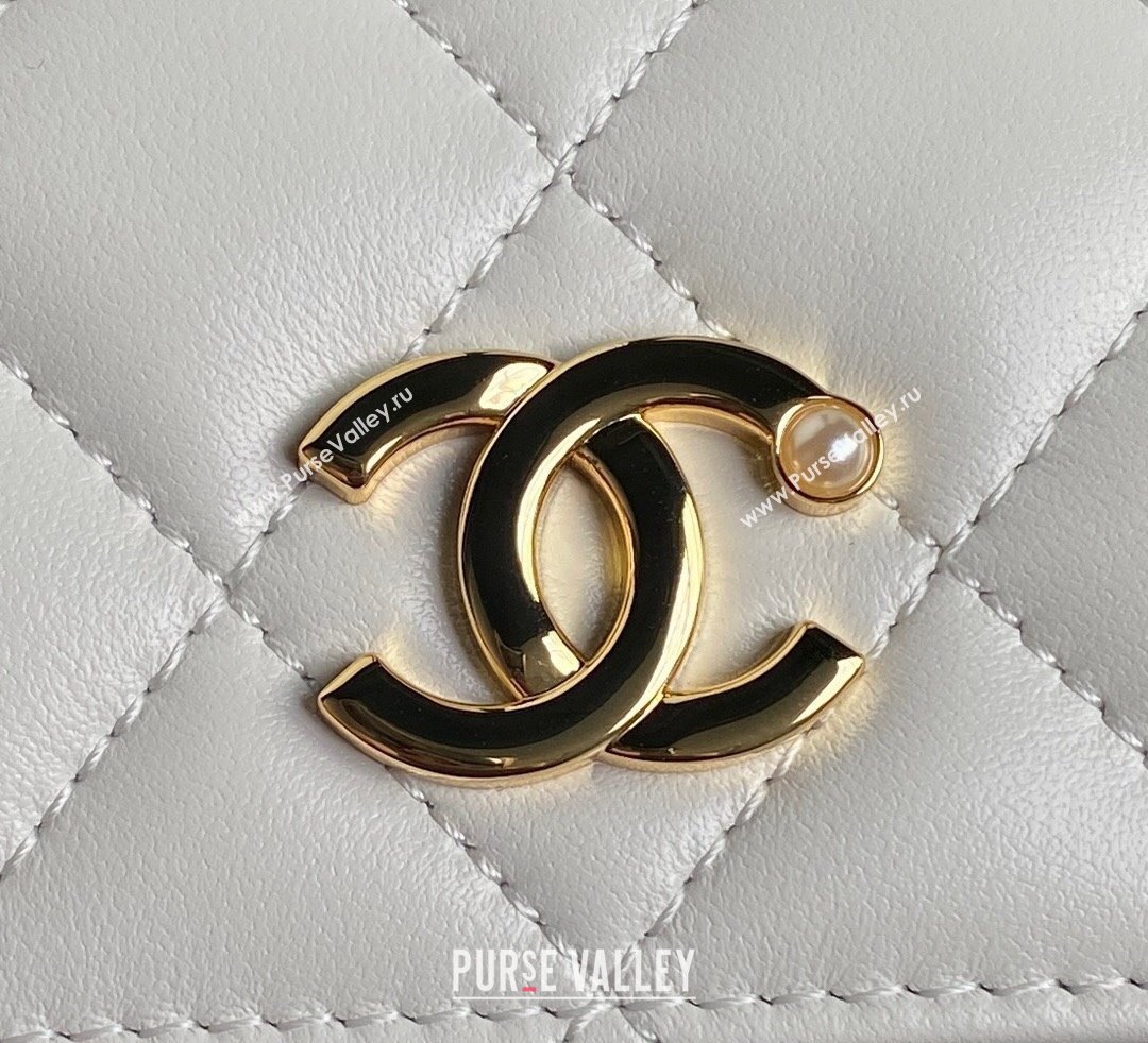 Chanel Shiny Lambskin Flap Phone Holder with Chain and Pearls AP4284 White 2024 (yezi-241106104)