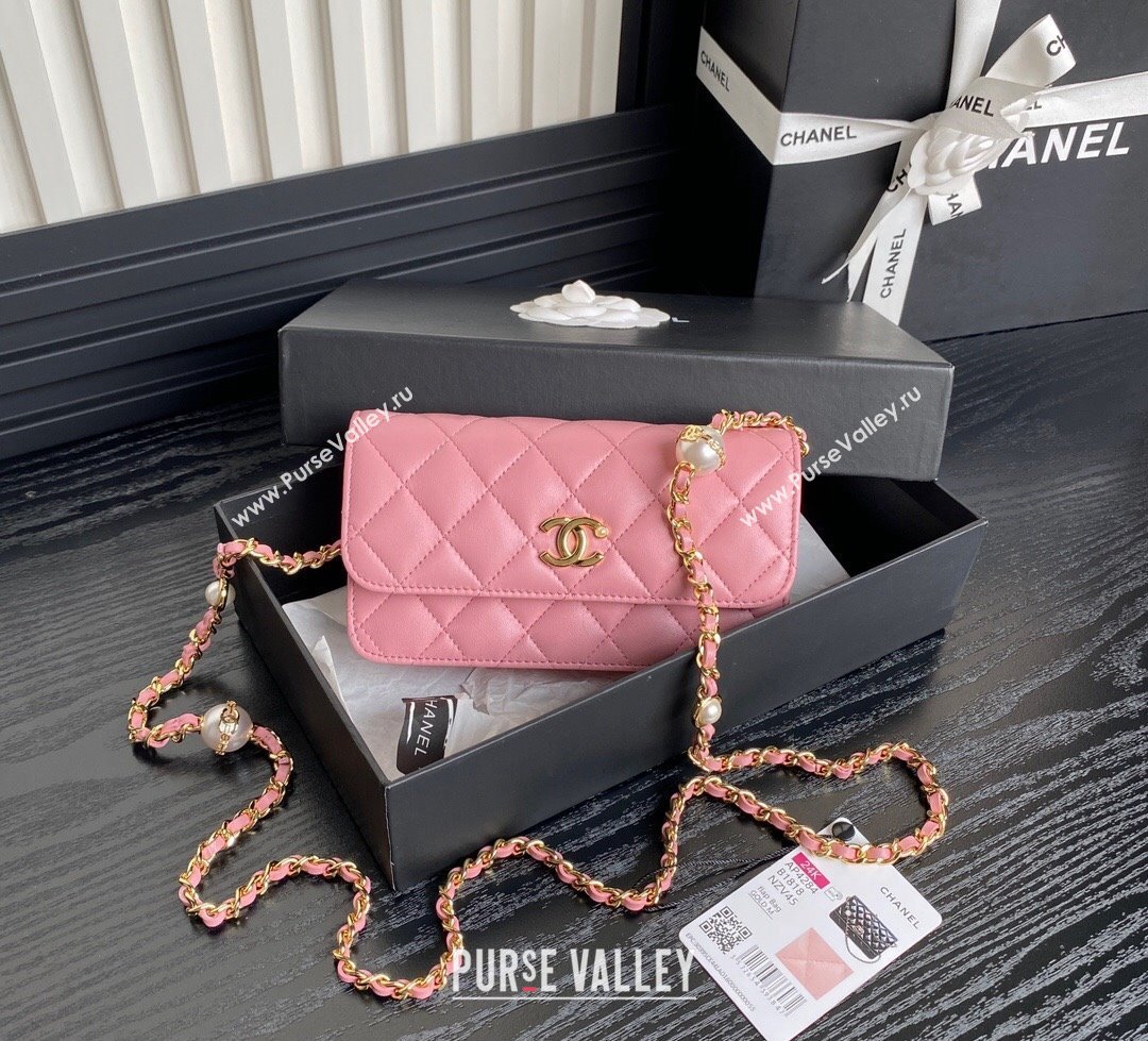 Chanel Shiny Lambskin Flap Phone Holder with Chain and Pearls AP4284 Pink 2024 (yezi-241106105)