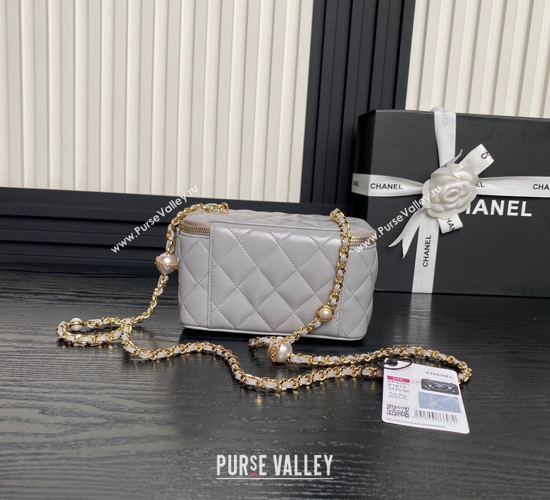 Chanel Lambskin Clutch with Chain and Pearls AP4285 Grey 2024 (yezi-241106119)