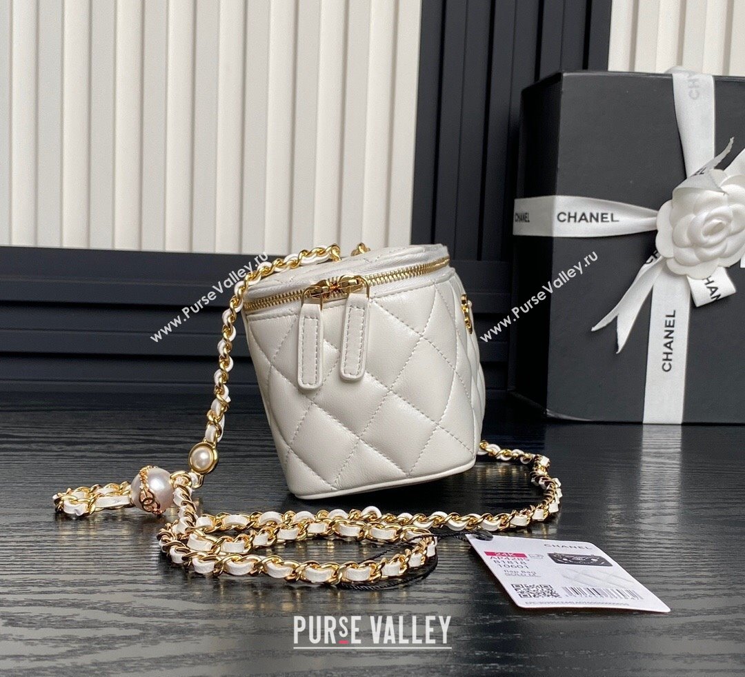 Chanel Lambskin Clutch with Chain and Pearls AP4285 White 2024 (yezi-241106121)