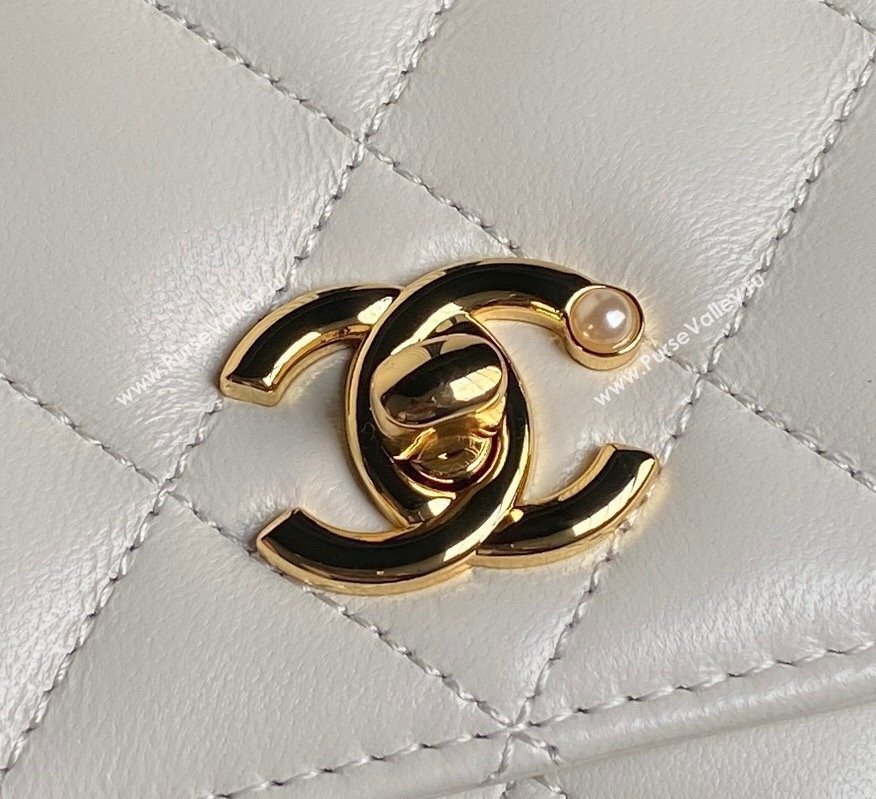 Chanel Shiny Lambskin Wallet on Chain WOC with Pearls AP4282 White 2024 (yezi-241106124)