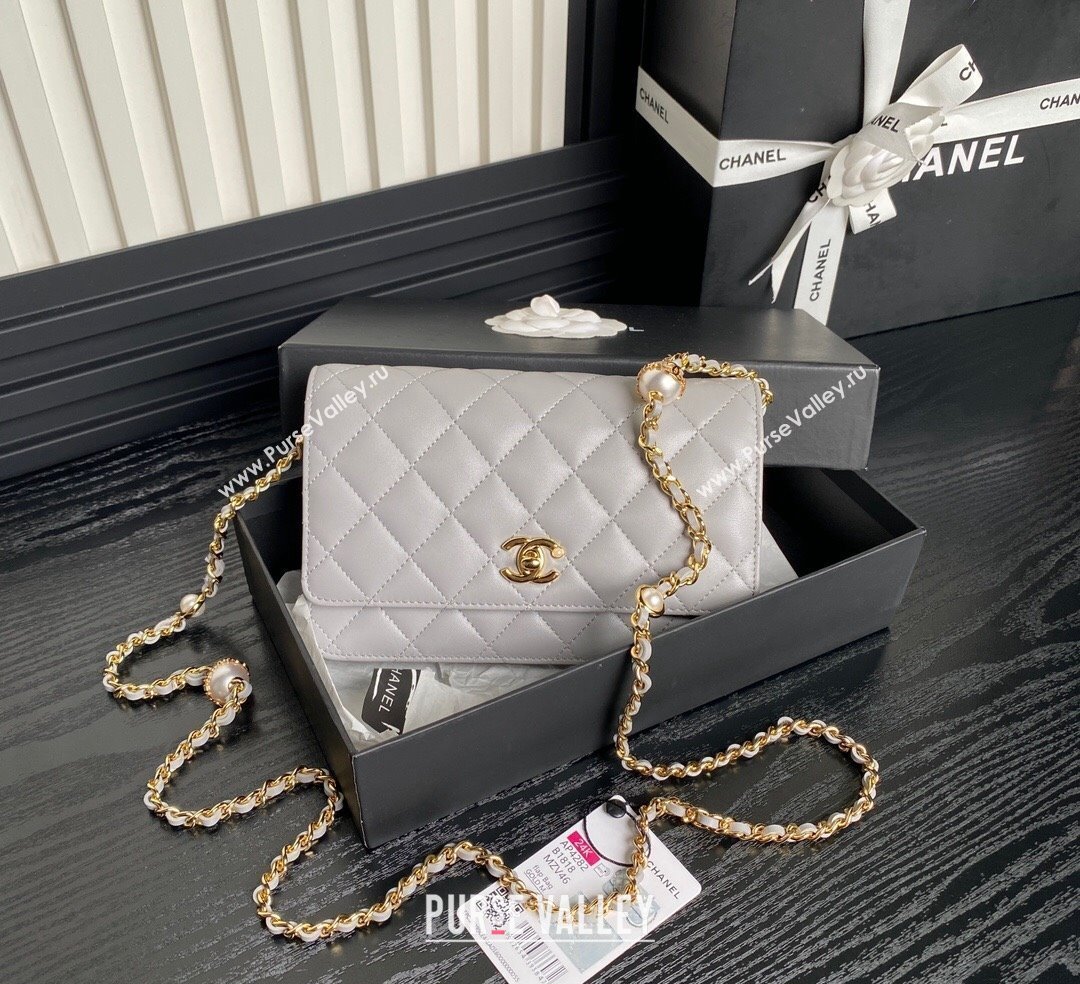 Chanel Shiny Lambskin Wallet on Chain WOC with Pearls AP4282 Grey 2024 (yezi-241106126)