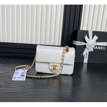 Chanel Grained Shiny Calfskin Mini Flap Bag with Chain AS5218 White 2024 (yezi-241106079)