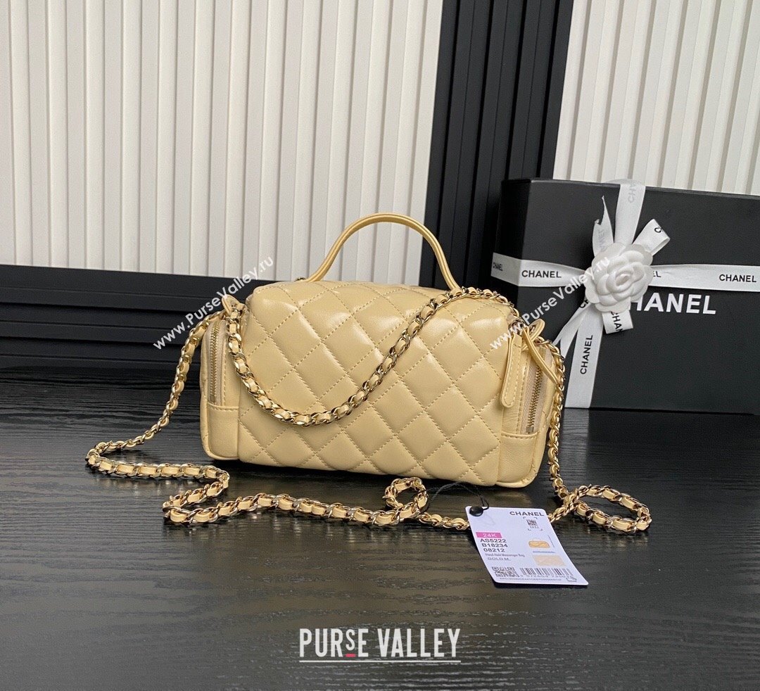 Chanel Shiny Crumpled Lambskin Vanity Case Bag with Pockets AS5222 Light Yellow 2024 (yezi-241107013)