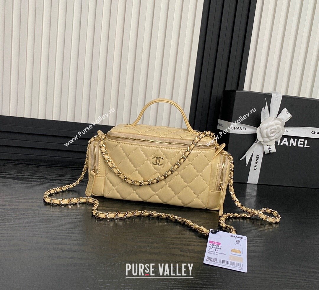 Chanel Shiny Crumpled Lambskin Vanity Case Bag with Pockets AS5222 Light Yellow 2024 (yezi-241107013)